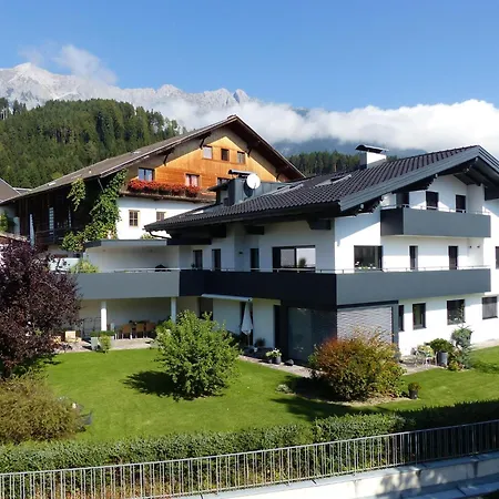 Haus Schallhart *